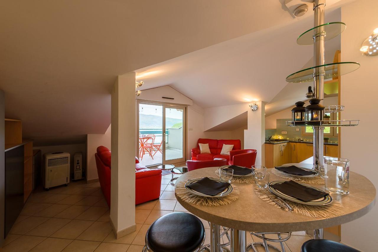 L'Hermitage, 3 Appartements Avec Terrasse, Vue Lac, Parking Et Piscine, Lla Selections By Location Lac Annecy Таллуар Екстер'єр фото